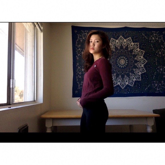 Abercrombie Sweatshirt - Picture 1 of 2